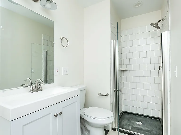 411 N Charles St #2B — Photo 9