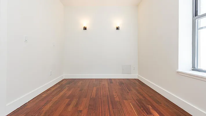 Rented by Nooklyn NYC LLC | media 7