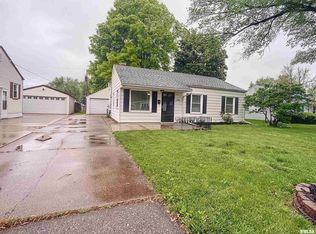 2216 N Michigan Ave, Davenport, IA 52804