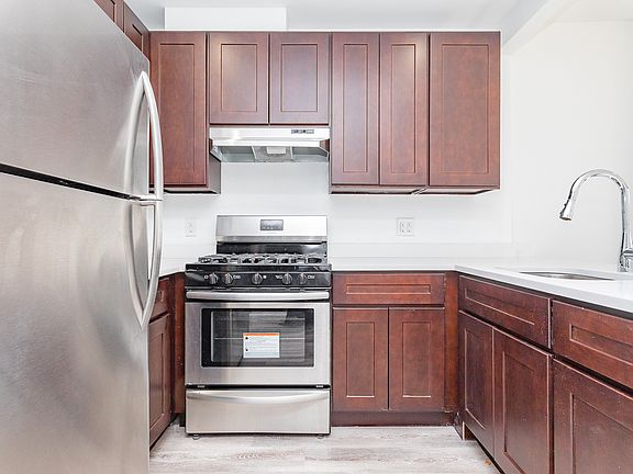 5th image of 28 Lawton St #3A