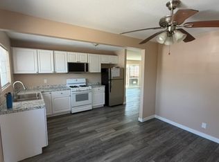 811 N Citrus Ave, Vista, CA 92084
