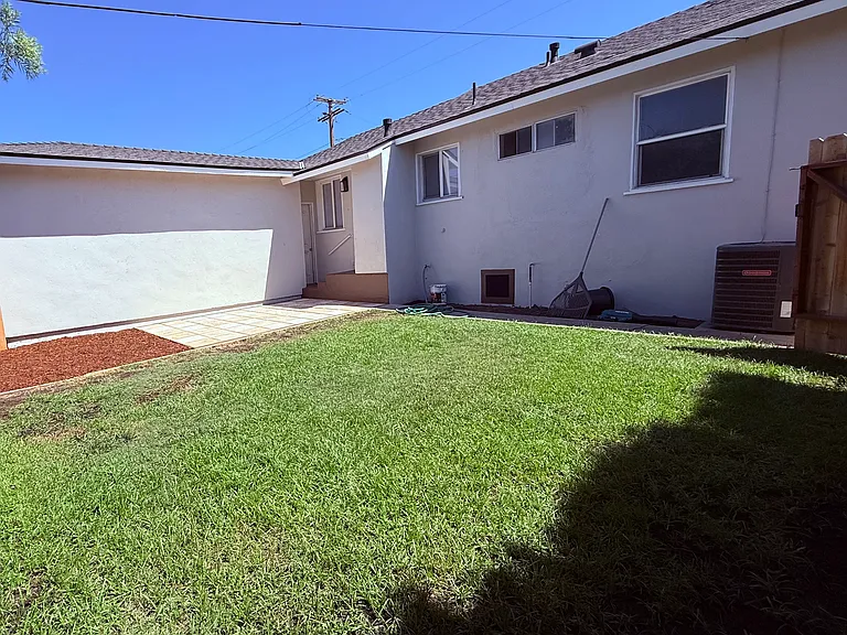 217 S Hazel St #A — Photo 18