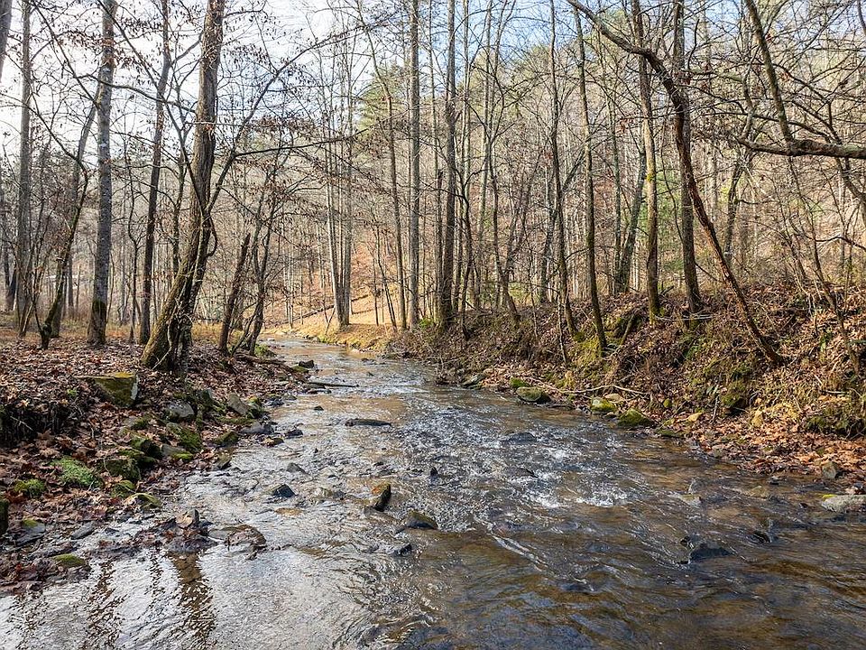 1st image of 894 Hap Holt Rd