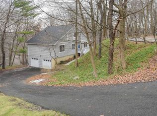 25 Governors Ln, Bethel, CT 06801