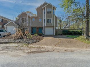 412 34th St, Virginia Beach, VA 23451