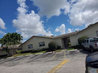 511 Banks Rd, Pompano Beach, FL 33063