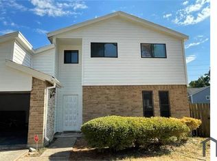 10139 Fernstone Ln, Houston, TX 77070