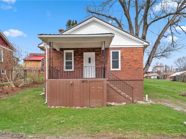 1013 Henry St, Langeloth, PA 15054