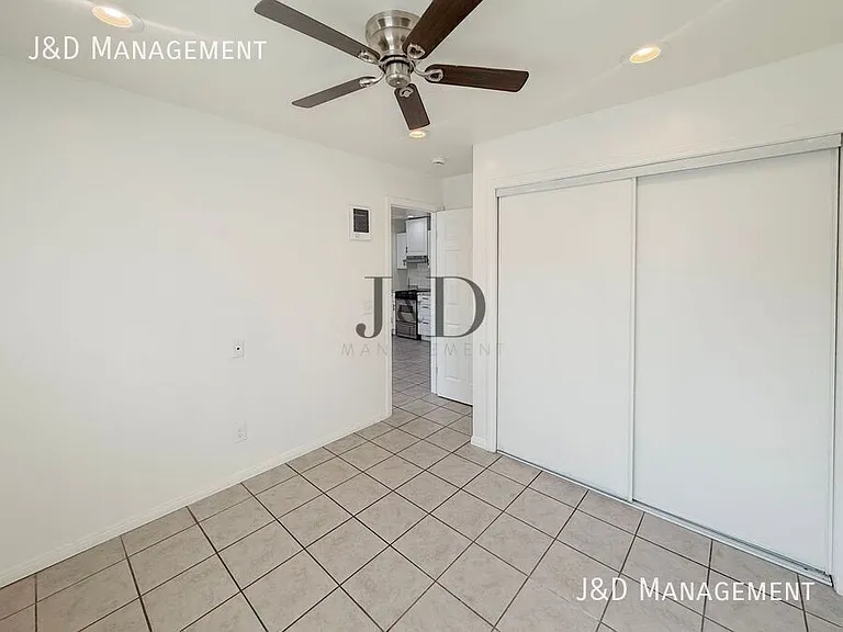 2252 Ocean View Blvd — Photo 4