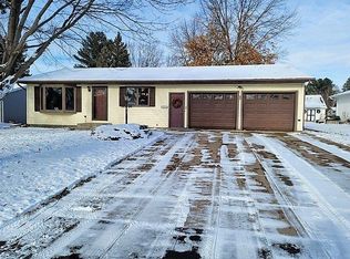 1215 E 14th St, Marshfield, WI 54449