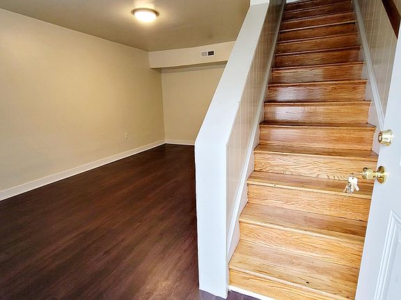 5th image of 419 W Duval St APT F