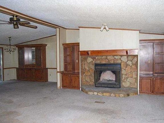 73 Old Spring Pl