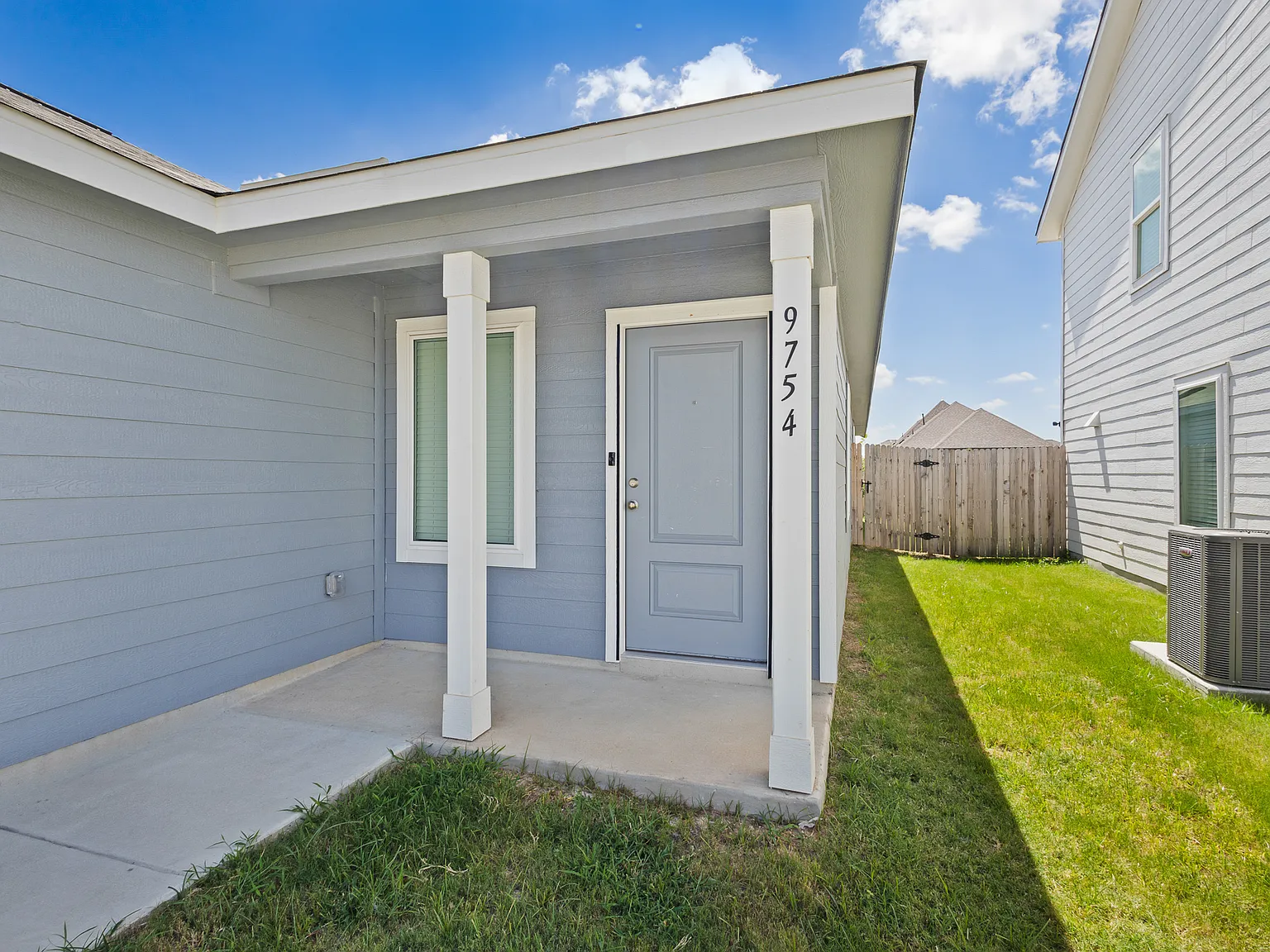 4 bed, 1606 sqft, $1,750 — Photo 2