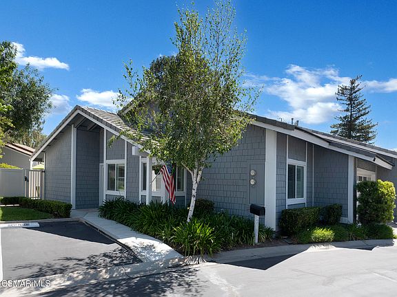 3rd image of 2167 Wimbledon Cir