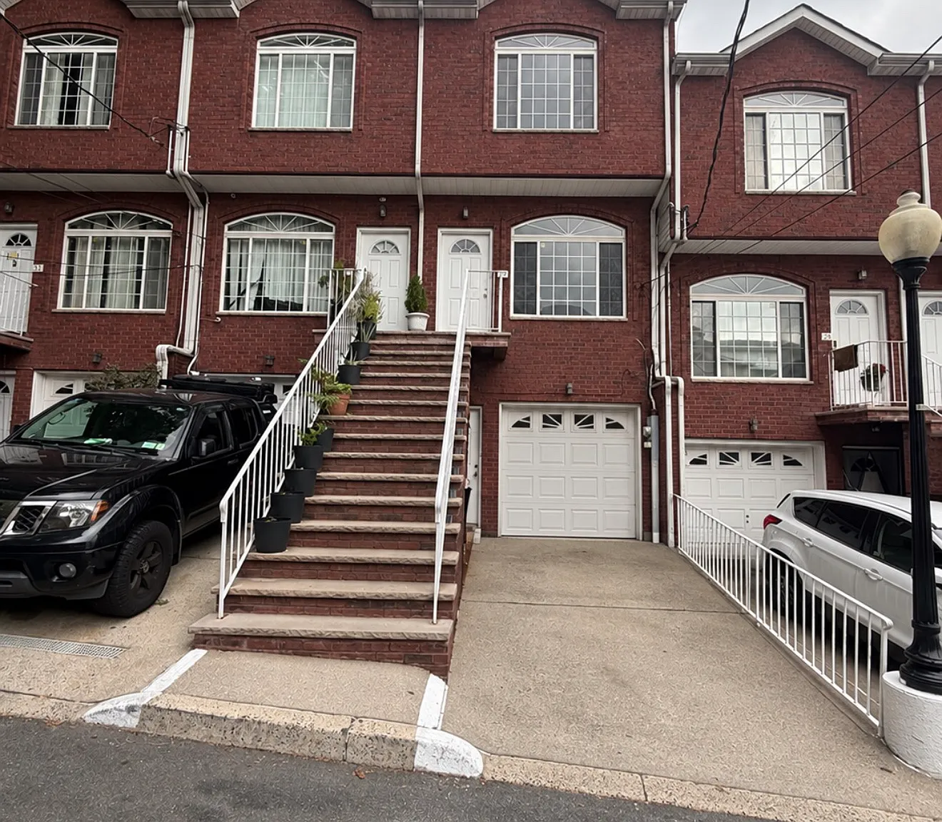 4 bed, 1500 sqft, $3,400 — Photo 1