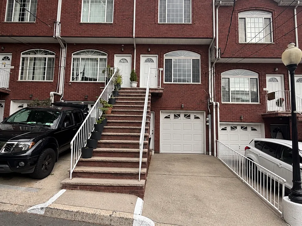 27 Jake Ct #1