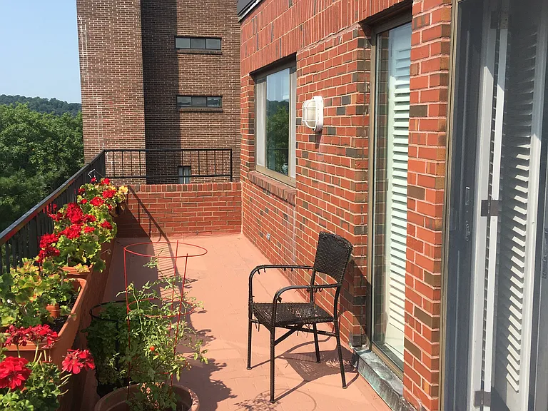 1850 Beacon St #604 — Photo 7