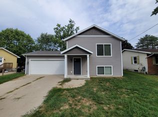 2727 Abigail St SE, Grand Rapids, MI 49506