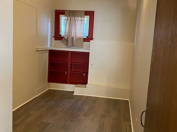 4th image of 4738 16th Ave NE #5A