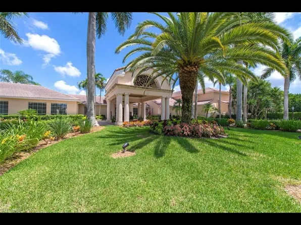 2655 Creek Ln APT 102, Naples, FL 34119