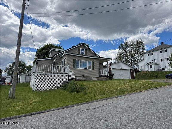 3rd image of 1401 4th St