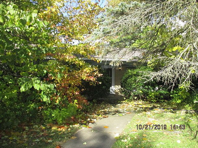 1st image of 4002 Buckingham Dr