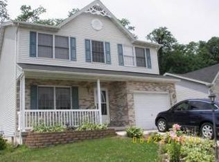 47 Charlestown Cir, Hanover, PA 17340