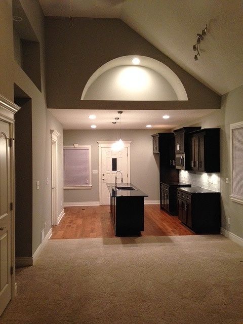 2nd image of 709 N 5th St