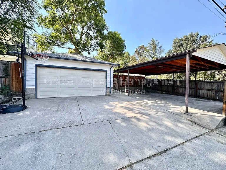 2610 S Gaylord St — Photo 16
