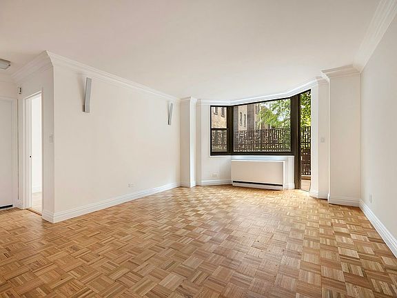 5th image of 200 E 90th St APT 2E
