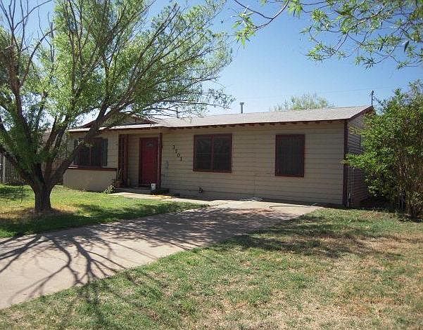 1st image of 3703 Gaston Dr