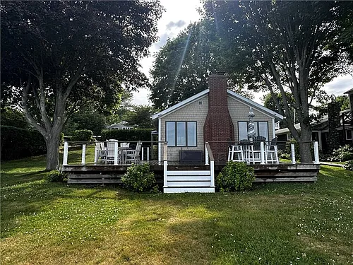 25 Bayside Ave Photo 1
