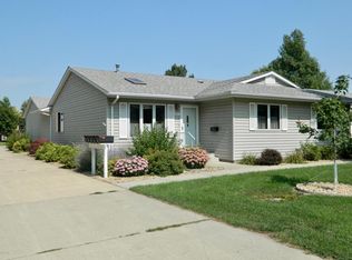 890 Oxford St W, Worthington, MN 56187