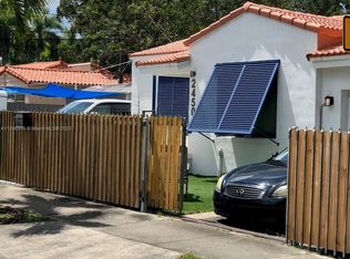 2450 SW 25th Ave, Miami, FL 33145