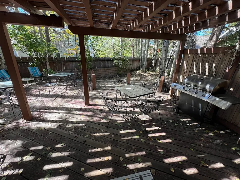 528 Tahoe Keys Blvd — Photo 33