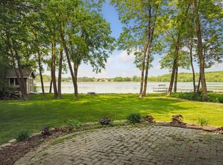 5972 Sunset Rd, Mound, MN 55364