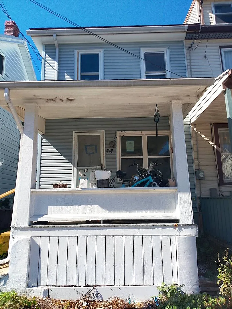 Available Now! Northeastern SD 3 bedroom home! — Photo 1
