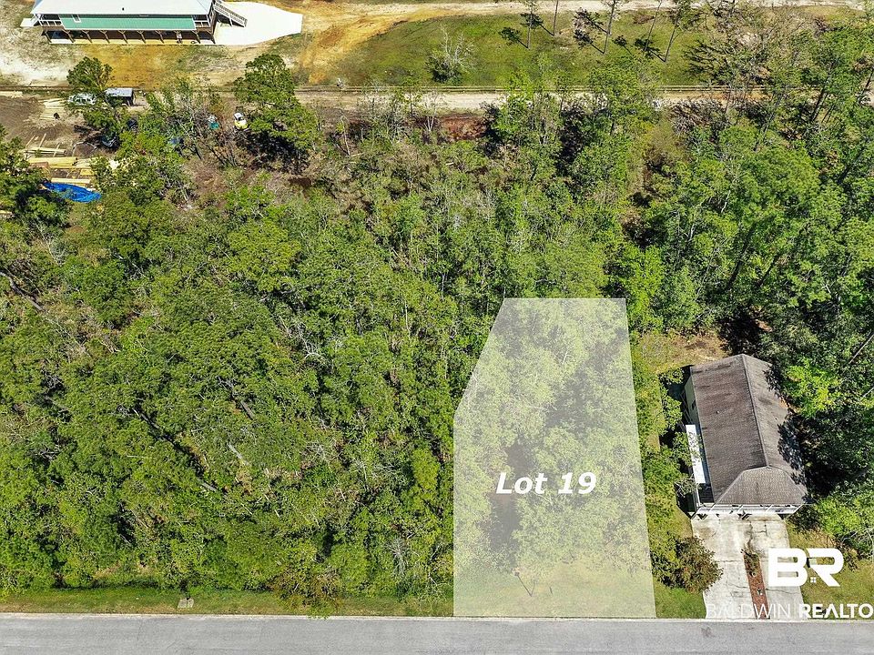 1st image of Skiff Ln