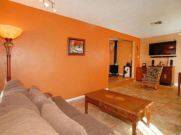 5th image of 7725 Thousand Oaks Dr