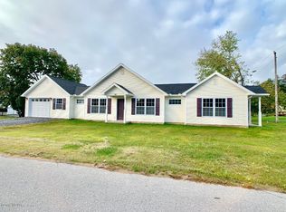 99 Hood St, Lock Haven, PA 17745