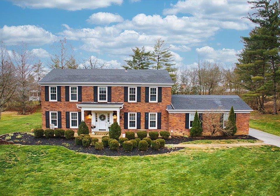 1st image of 346 Pebble Valley Dr