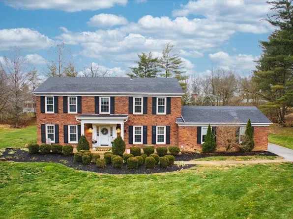 346 Pebble Valley Dr, Saint Louis, MO 63141