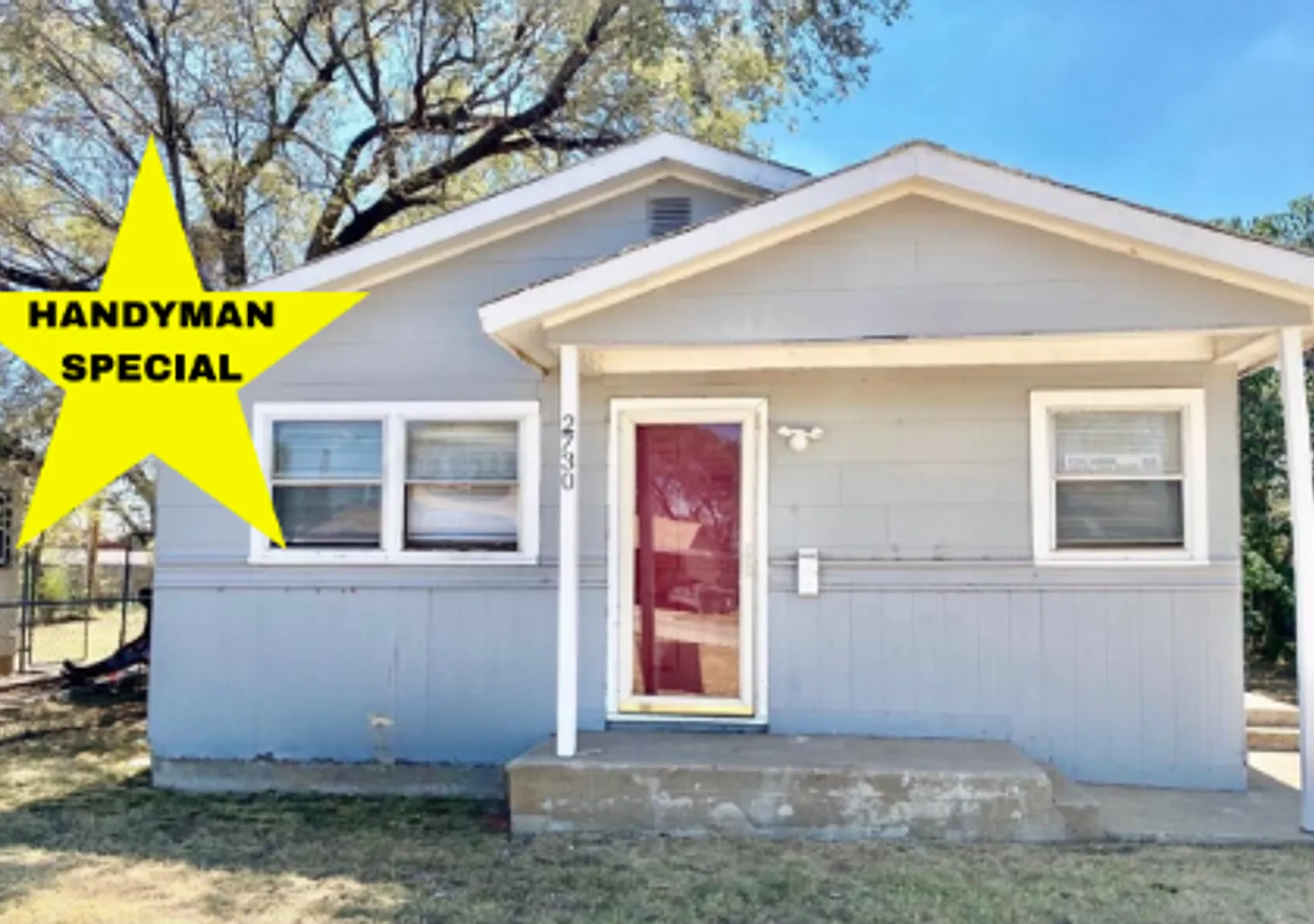 Handyman Special $0 First Month's Rent / "You Fix, You Save Big!! — Photo 2