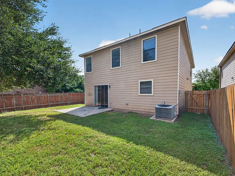 8813 Wiley Way — Photo 32