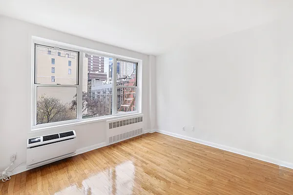 Rented by Corcoran | media 6