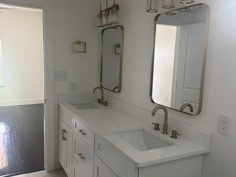 314 Lone Star Blvd — Photo 9
