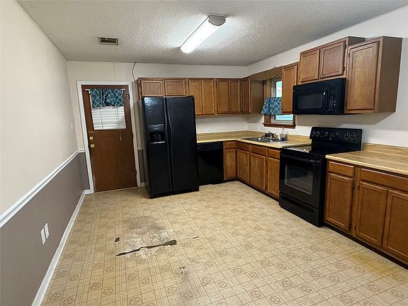 2nd image of 6463 Graham Ln