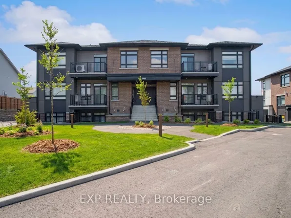 380 B Rolling Meadow Cres #C, Ottawa, ON K1W 0S1