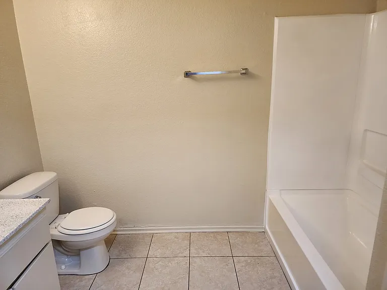 16824 Holly Dr #8 — Photo 13