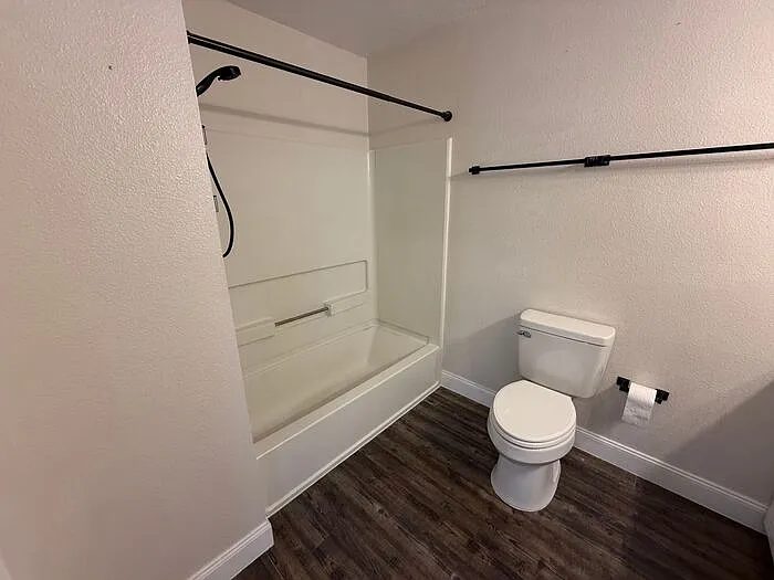 8844 Grand Palms Cir #B — Photo 41